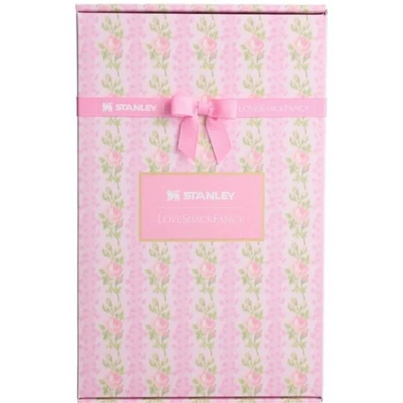The Stanley x LoveShackFancy Quencher 40 OZ Blooming Heirloom Floral Bow - Picture 7 of 17